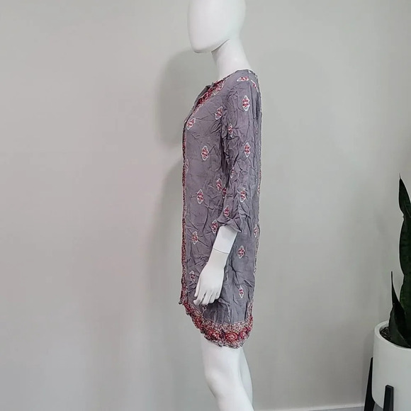 Raga Multi Color Button Vneck with 3/4 sleeve mini dress - Picture 4 of 9